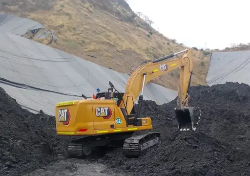 EXCAVADORA SOBRE ORUGAS - L