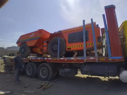 DUMPER (VOLQUETE BAJO PERFIL).